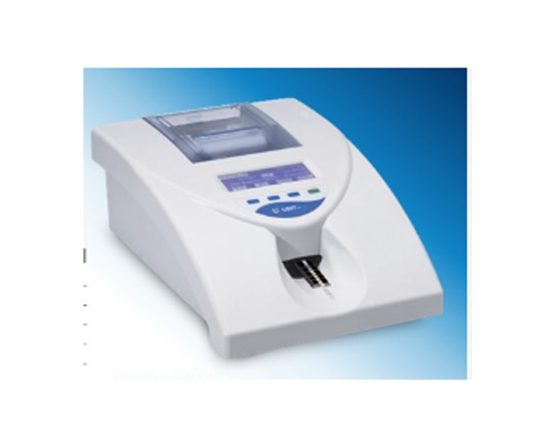 Biochemistry Analyzer